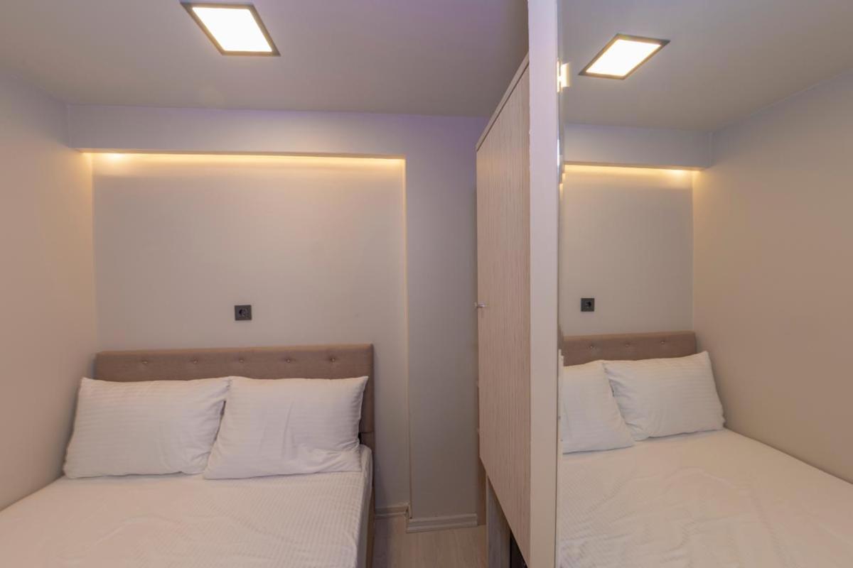 Grand Ahi Hotel Istanbul Bagian luar foto
