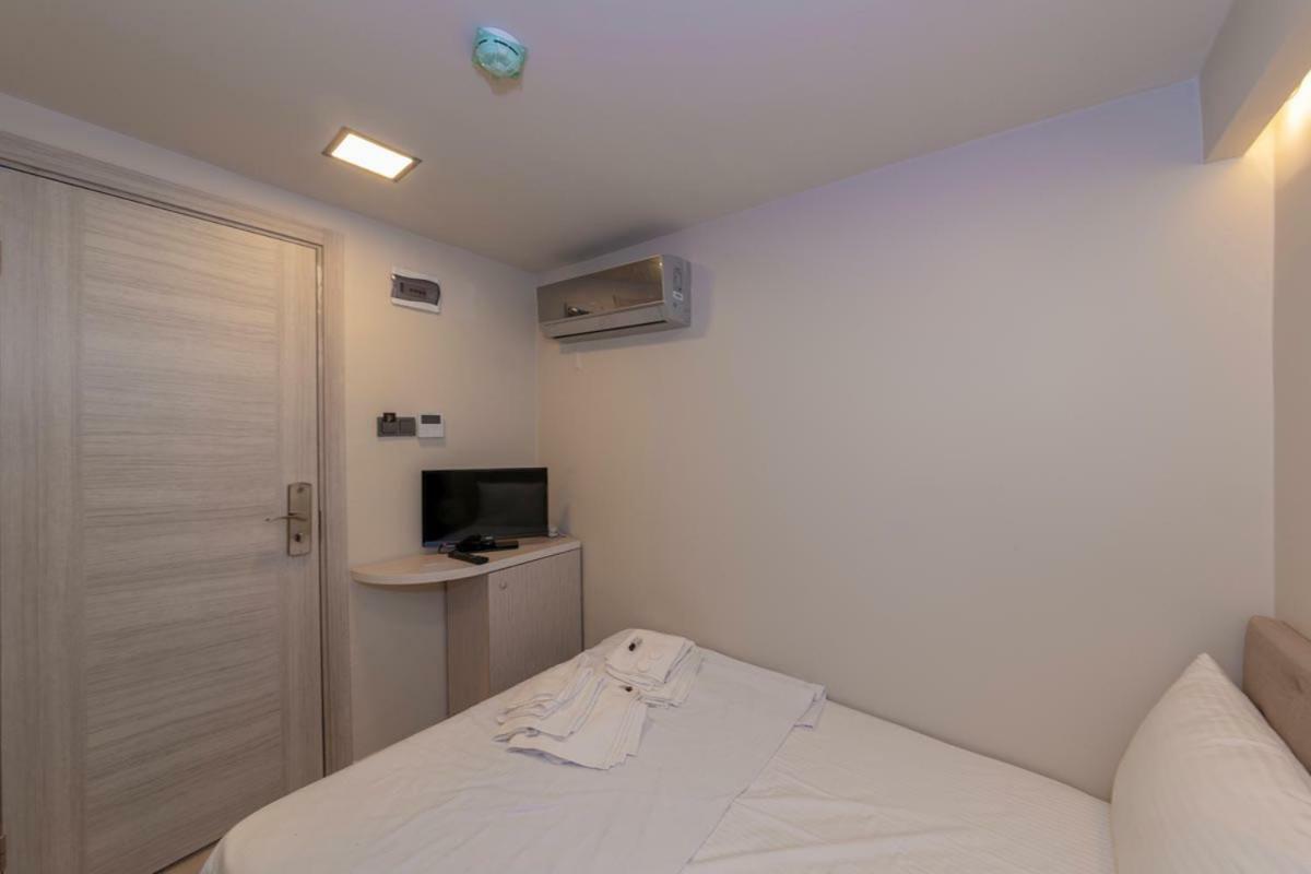 Grand Ahi Hotel Istanbul Bagian luar foto