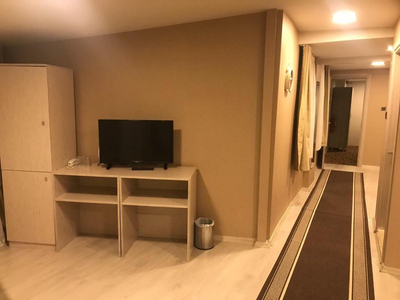 Grand Ahi Hotel Istanbul Bagian luar foto